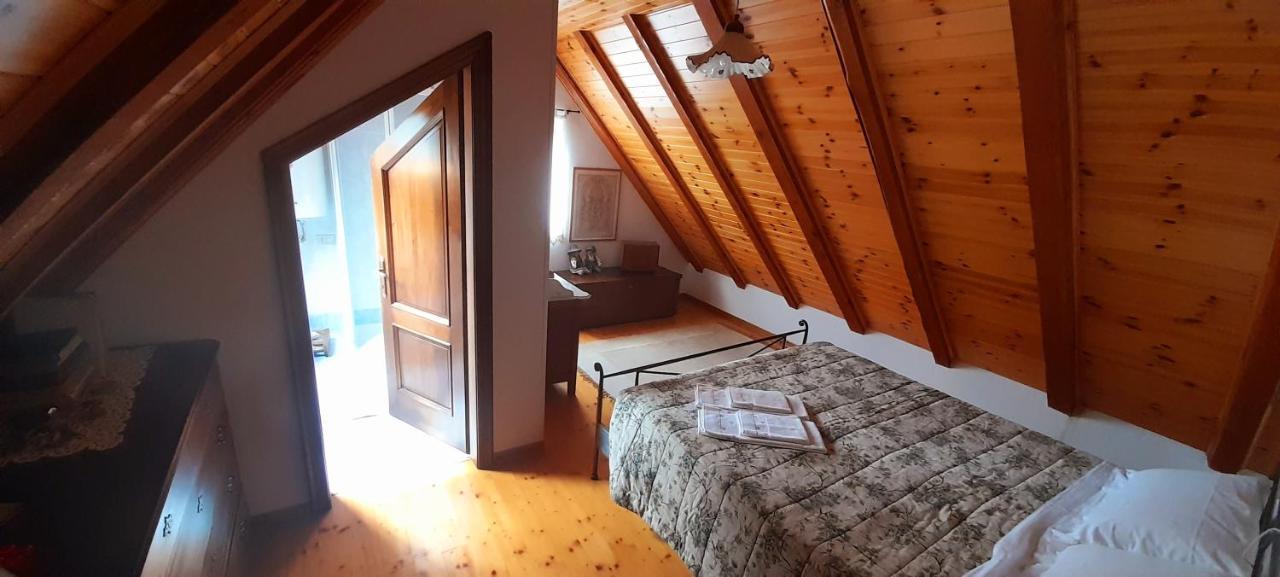 Cjasa Da Puci Apartman Ovaro Kültér fotó